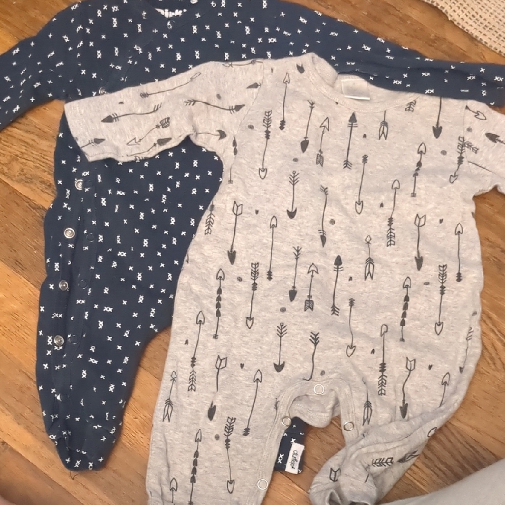 Arrow Print Gray and Star Print Navy Kids One Pieces